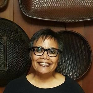 Meet your Posher, Norma